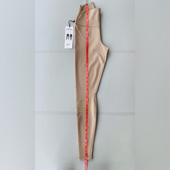 NWT! ALO YOGA High-Waist Vapor Legging Nude w/ Gold Highlights (Spark Gravel) XS - Picture 11 of 16